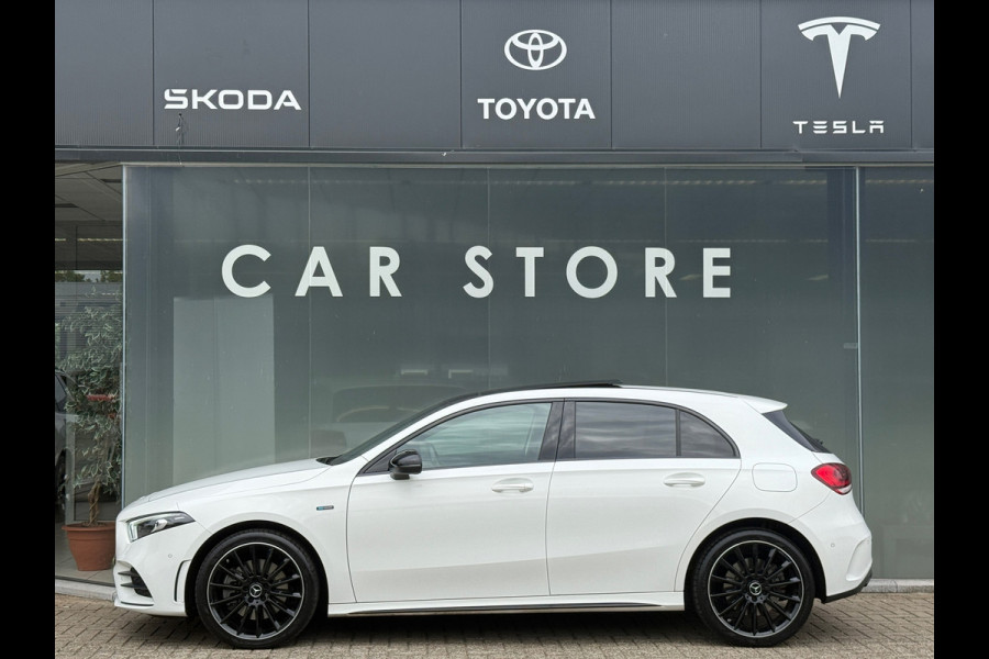 Mercedes-Benz A-Klasse 250 e AMG Line Pano|Sfeer|19Inch|Adap Cruise|Burmester