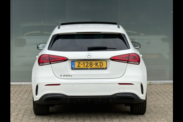 Mercedes-Benz A-Klasse 250 e AMG Line Pano|Sfeer|19Inch|Adap Cruise|Burmester