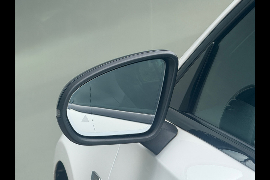Mercedes-Benz A-Klasse 250 e AMG Line Pano|Sfeer|19Inch|Adap Cruise|Burmester