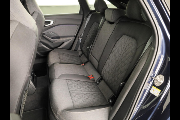 Audi A5 Avant 2.0 e-hybrid quattro S edition 299 PK | Multimedia scherm passagier | S-Line | Keyless entry | Rondomzicht camera | Matrix LED koplampen | Verlengde garantie