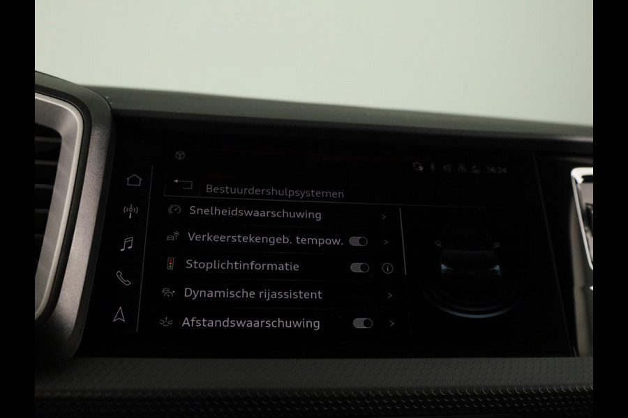 Audi A1 Sportback 35 TFSI S edition 150pk | Navigatie via App | Parkeercamera | Stoelverwarming | led koplampen | Adaptieve cruise controle | S-line interieur