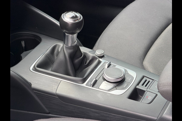 Audi A3 Limousine 1.5 TFSI 150PK LED PDC Stoelverw 62DKM