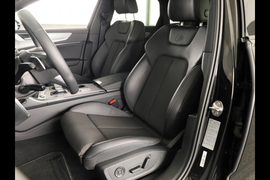 Audi A6 Avant 50 TFSI e quattro S edition Competition 299 pk S-tronic | Verlengde garantie | Navigatie | Parkeersensoren (Park assist) | Rondomzicht camera | Head-up display | Stoelverwarming v/a | S-Line |