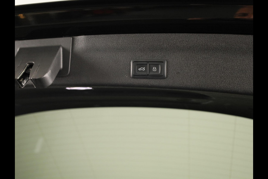 Audi A6 Avant 50 TFSI e quattro S edition Competition 299 pk S-tronic | Verlengde garantie | Navigatie | Parkeersensoren (Park assist) | Rondomzicht camera | Head-up display | Stoelverwarming v/a | S-Line |