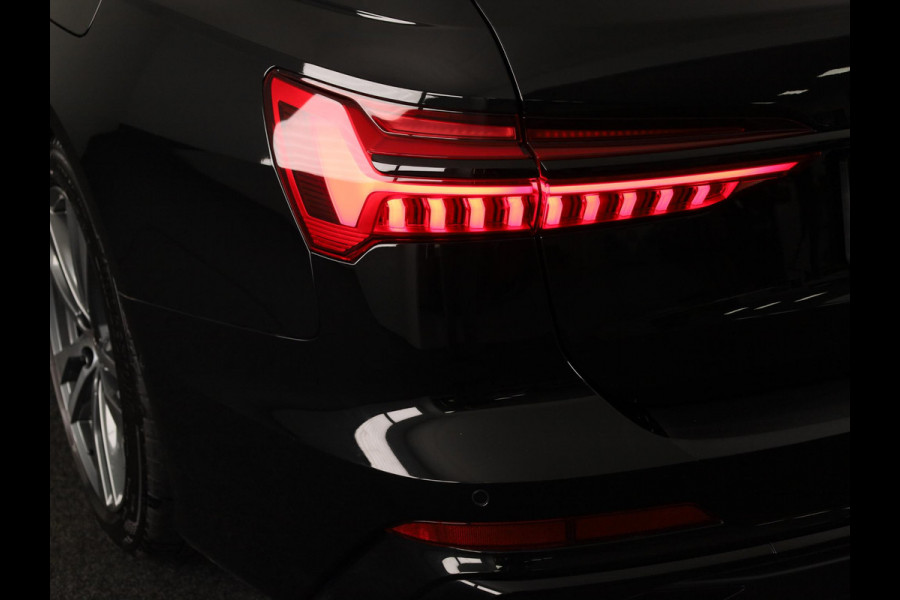 Audi A6 Avant 50 TFSI e quattro S edition Competition 299 pk S-tronic | Verlengde garantie | Navigatie | Parkeersensoren (Park assist) | Rondomzicht camera | Head-up display | Stoelverwarming v/a | S-Line |