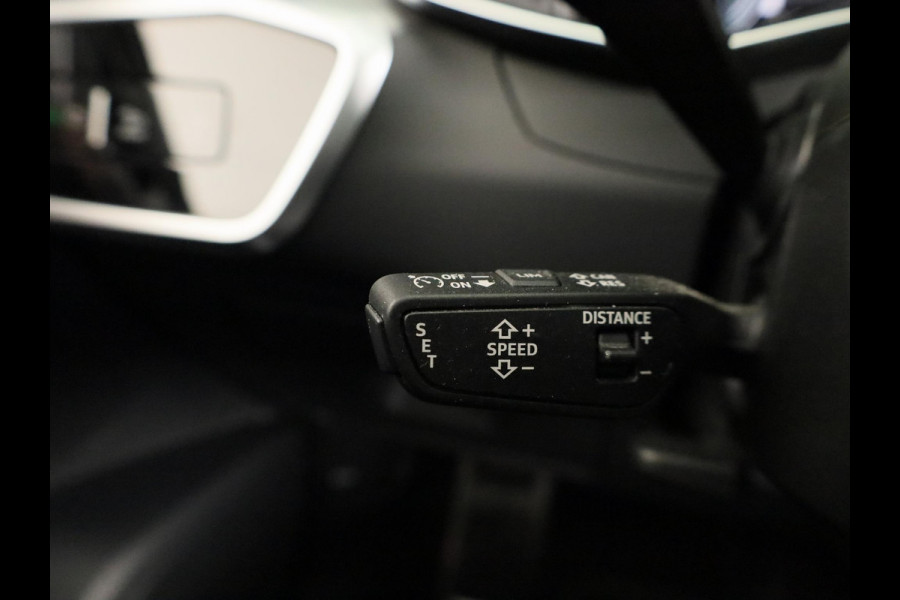 Audi A6 Avant 50 TFSI e quattro S edition Competition 299 pk S-tronic | Verlengde garantie | Navigatie | Parkeersensoren (Park assist) | Rondomzicht camera | Head-up display | Stoelverwarming v/a | S-Line |