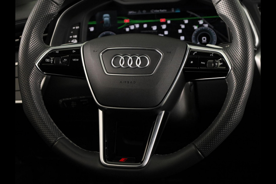Audi A6 Avant 50 TFSI e quattro S edition Competition 299 pk S-tronic | Verlengde garantie | Navigatie | Parkeersensoren (Park assist) | Rondomzicht camera | Head-up display | Stoelverwarming v/a | S-Line |