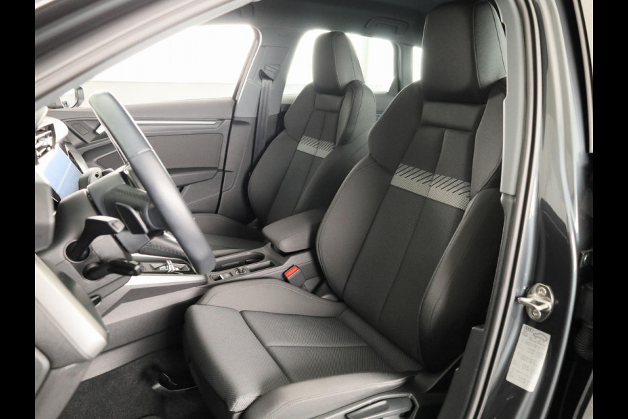Audi A3 Sportback 40 TFSI e Business edition 204pk | Stoelverwarming | Elek. achterklep | Carplay | Sportstoelen | Audi soundsystem