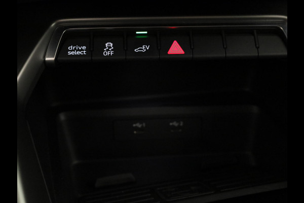 Audi A3 Sportback 40 TFSI e Business edition 204pk | Stoelverwarming | Elek. achterklep | Carplay | Sportstoelen | Audi soundsystem