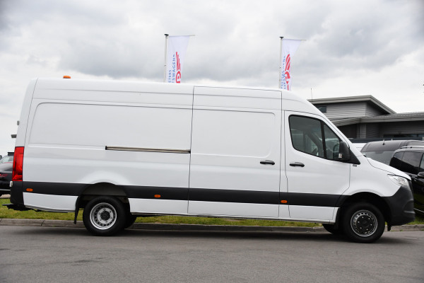 Mercedes-Benz Sprinter 519 V6 3.0 CDI L3H2 PB Edition N1, Camera, Carplay, 3500kg Trekhaak, Mbux, Automaat, Keyless, 3 Zits, Uniek!
