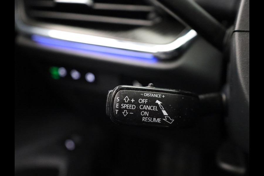 Škoda Enyaq Coupé 60 Sportline 180pk | SoH 91.47% | Panoramadak | Navigatie | Climatronic | Wegklapbae trekhaak| 20 inch Lichtmetalen velgen