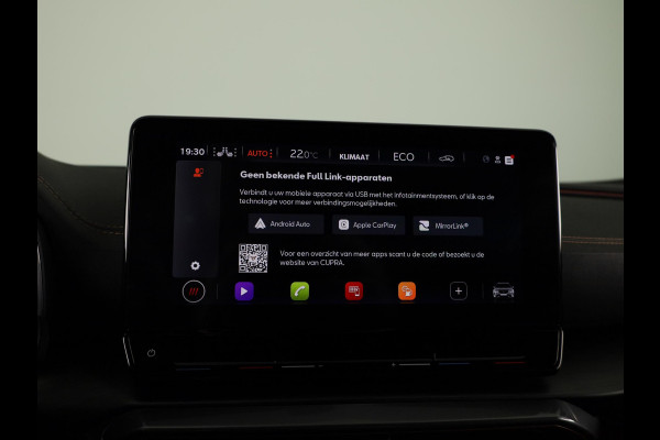 CUPRA Formentor 1.4 e-Hybrid Business 204 pk Automaat (DSG) | Navigatie via App | Parkeersensoren achter | Apple Carplay/Android Auto | Adaptieve cruise control | Stoelverwarming |