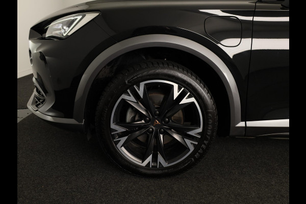 CUPRA Formentor 1.4 e-Hybrid Business 204 pk Automaat (DSG) | Navigatie via App | Parkeersensoren achter | Apple Carplay/Android Auto | Adaptieve cruise control | Stoelverwarming |