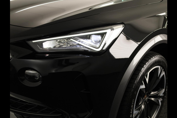 CUPRA Formentor 1.4 e-Hybrid Business 204 pk Automaat (DSG) | Navigatie via App | Parkeersensoren achter | Apple Carplay/Android Auto | Adaptieve cruise control | Stoelverwarming |