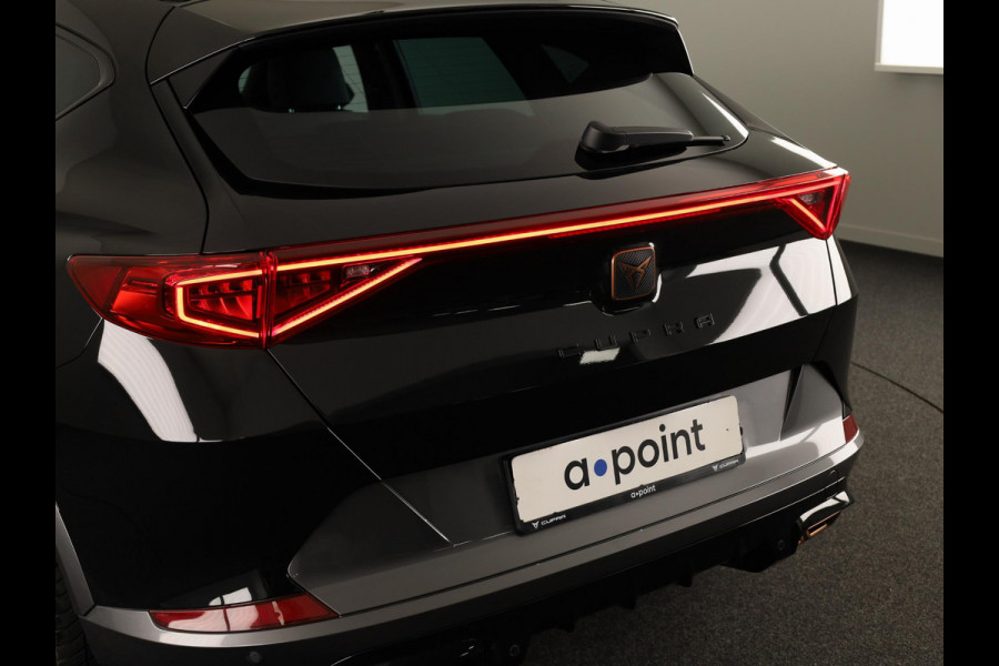 CUPRA Formentor 1.4 e-Hybrid Business 204 pk Automaat (DSG) | Navigatie via App | Parkeersensoren achter | Apple Carplay/Android Auto | Adaptieve cruise control | Stoelverwarming |