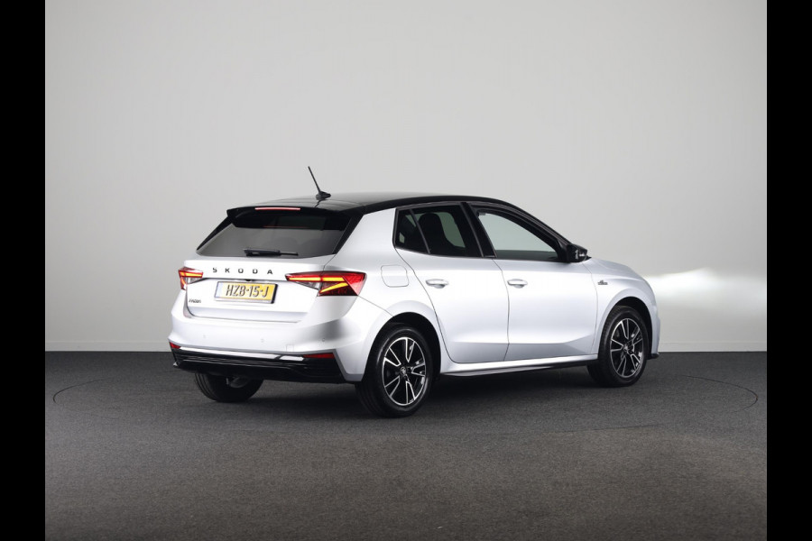 Škoda Fabia 1.0 TSI Monte Carlo 115 pk Automaat (DSG) | Verlengde garantie | Navigatie via App | Parkeersensoren | Achteruitrijcamera | Adaptieve cruise control | Stoelverwarming |