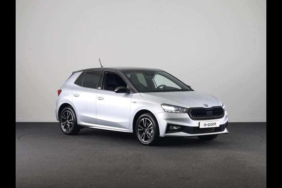 Škoda Fabia 1.0 TSI Monte Carlo 115 pk Automaat (DSG) | Verlengde garantie | Navigatie via App | Parkeersensoren | Achteruitrijcamera | Adaptieve cruise control | Stoelverwarming |