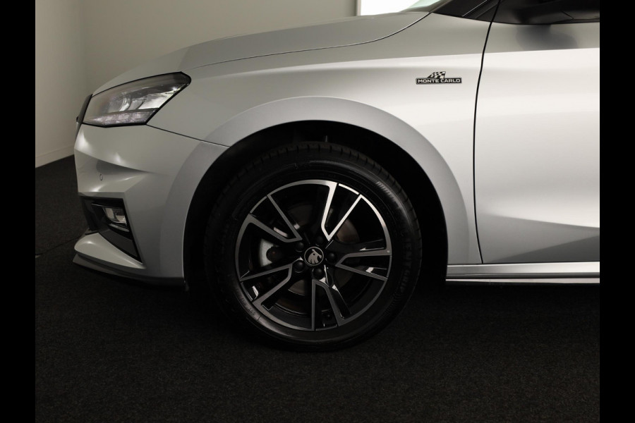Škoda Fabia 1.0 TSI Monte Carlo 115 pk Automaat (DSG) | Verlengde garantie | Navigatie via App | Parkeersensoren | Achteruitrijcamera | Adaptieve cruise control | Stoelverwarming |