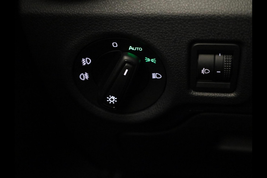 Škoda Fabia 1.0 TSI Monte Carlo 115 pk Automaat (DSG) | Verlengde garantie | Navigatie via App | Parkeersensoren | Achteruitrijcamera | Adaptieve cruise control | Stoelverwarming |