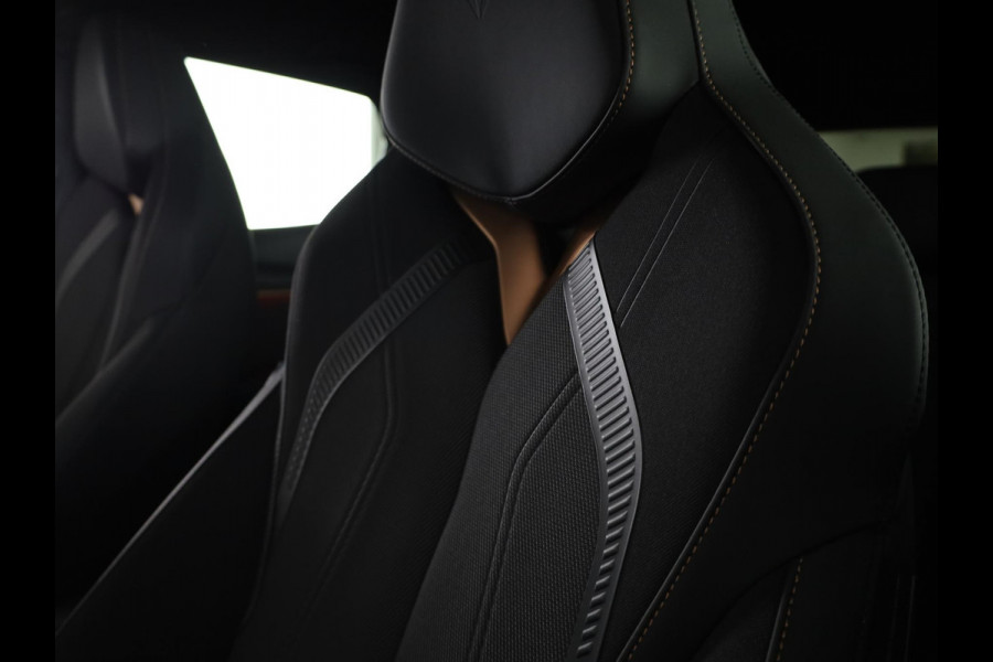 CUPRA Tavascan Business 82 kWh 286pk | Navigatie | Lichtmetalen velgen | Verwarmbare voorstoelen | Parkeercamera | Verwarmd stuurwiel