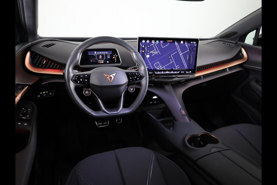 CUPRA Tavascan Business 82 kWh 286pk | Navigatie | Lichtmetalen velgen | Verwarmbare voorstoelen | Parkeercamera | Verwarmd stuurwiel