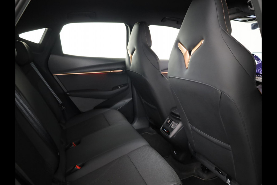 CUPRA Tavascan Business 82 kWh 286pk | Navigatie | Lichtmetalen velgen | Verwarmbare voorstoelen | Parkeercamera | Verwarmd stuurwiel