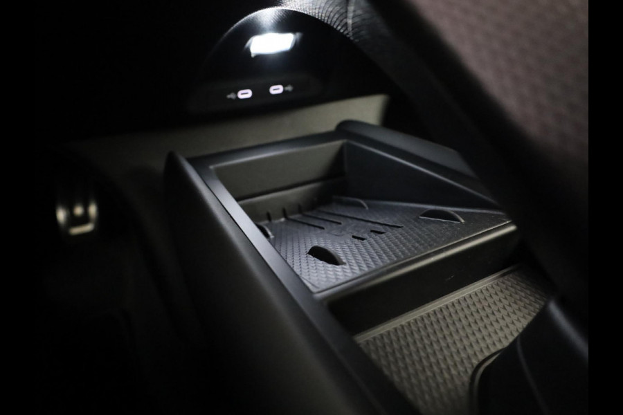 CUPRA Tavascan Business 82 kWh 286pk | Navigatie | Lichtmetalen velgen | Verwarmbare voorstoelen | Parkeercamera | Verwarmd stuurwiel