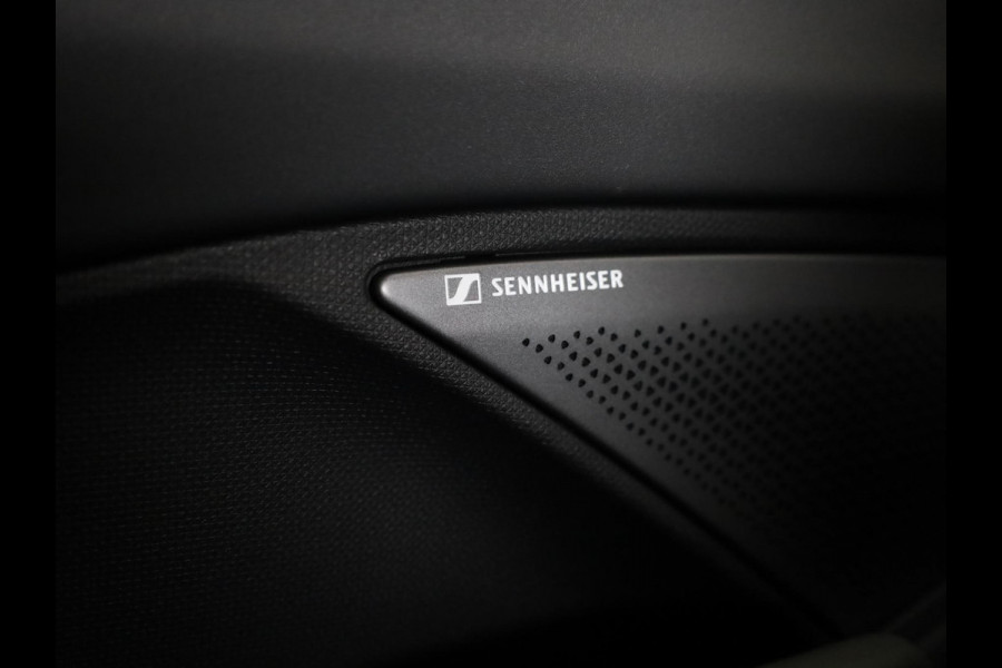 CUPRA Terramar 1.5 TSI e-Hybrid VZ Tribe Edition 272PK | Panoramadak | 360 Camera | Head-Up Display | 20 Inch | Elektrisch verstelbare voorstoelen | DCC |