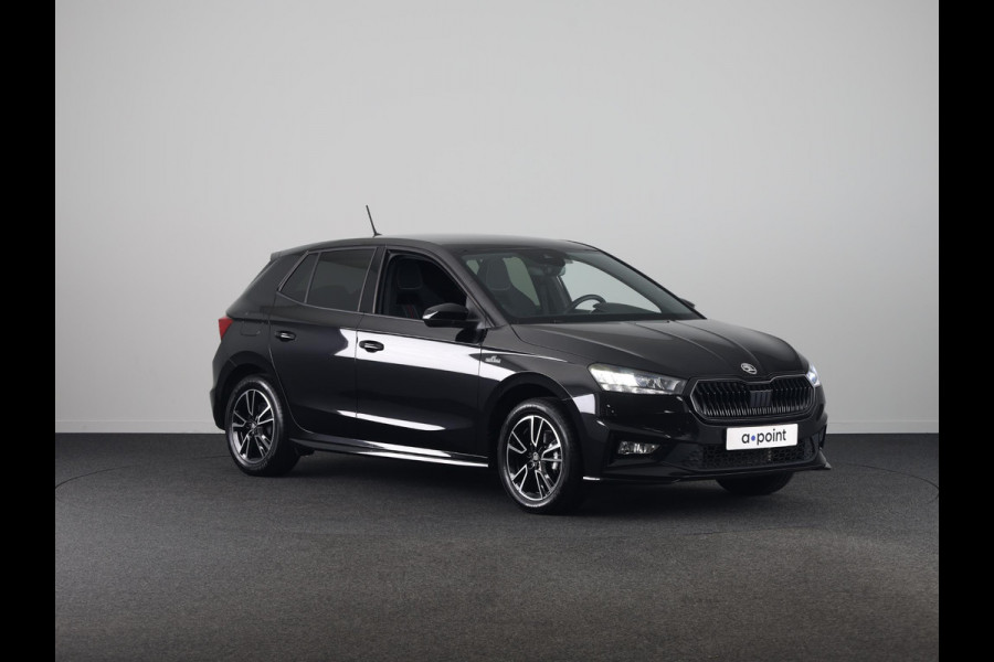Škoda Fabia 1.0 TSI Monte Carlo 95 pk | Verlengde garantie | Navigatie via App | Parkeersensoren | Achteruitrijcamera | LED koplampen | Stoelverwarming |