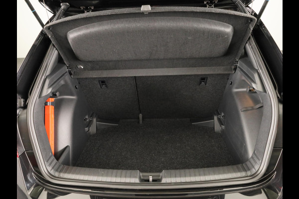 Škoda Fabia 1.0 TSI Monte Carlo 95 pk | Verlengde garantie | Navigatie via App | Parkeersensoren | Achteruitrijcamera | LED koplampen | Stoelverwarming |
