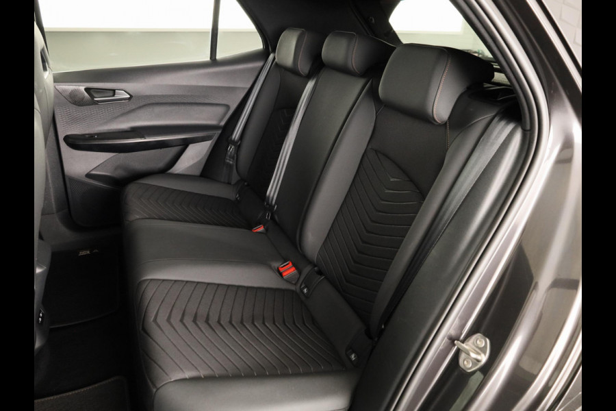CUPRA Born Impulse 62 kWh 204 pk | SOH 93,97% | Navigatie via App | Parkeersensoren | Autom. airco | LED koplampen | Apple Carplay/Android Auto |