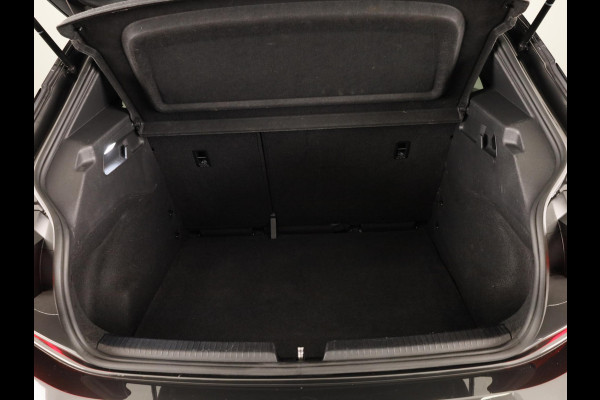 CUPRA Born Impulse 62 kWh 204 pk | SOH 93,97% | Navigatie via App | Parkeersensoren | Autom. airco | LED koplampen | Apple Carplay/Android Auto |