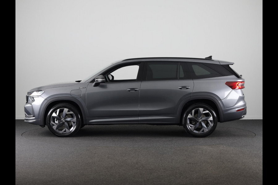 Škoda Kodiaq Sportline Business PHEV 1.5 TSI 204 pk | Trekhaak | Blind Spot | Adaptive Cruise | Stoelverwarming | Camera | Light & View
