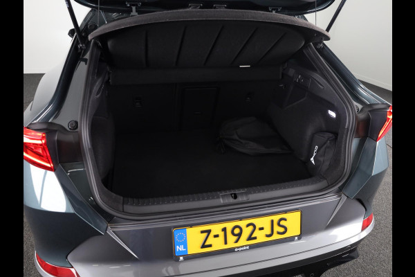 CUPRA Formentor 1.4 e-Hybrid VZ Performance 245pk | Panoramadak | 19 inch Lichtmetalen velgen | Dode hoek detectie | Adaptieve cruise controle