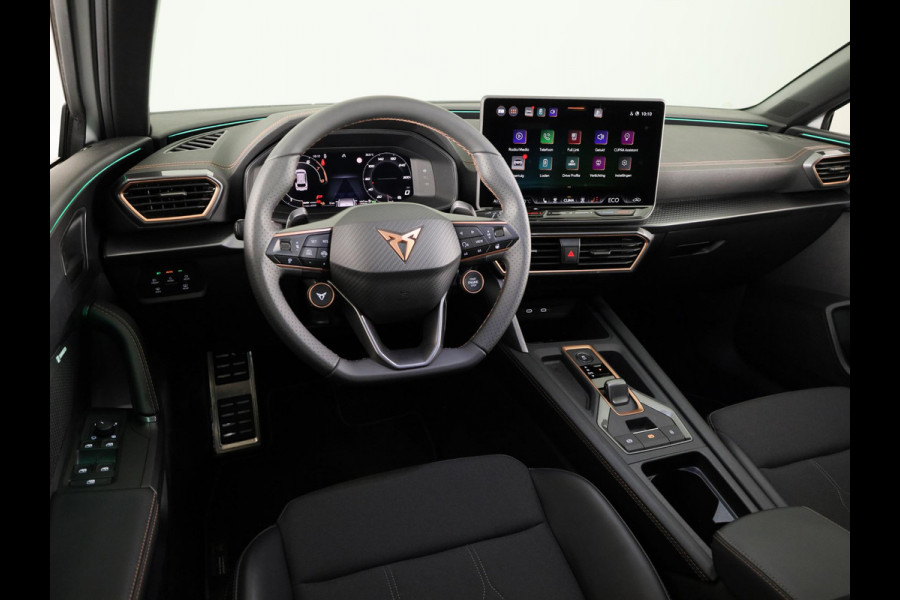 CUPRA Leon Sportstourer 1.5 TSI e-Hybrid Business 204PK | Panoramadak | Sennheiser | 19 Inch | Achteruitrijcamera |