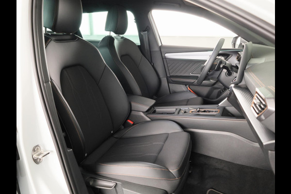 CUPRA Leon Sportstourer 1.5 TSI e-Hybrid Business 204PK | Panoramadak | Sennheiser | 19 Inch | Achteruitrijcamera |