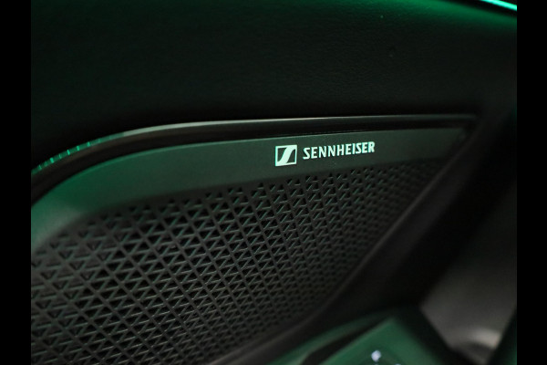 CUPRA Leon Sportstourer 1.5 TSI e-Hybrid Business 204PK | Panoramadak | Sennheiser | 19 Inch | Achteruitrijcamera |