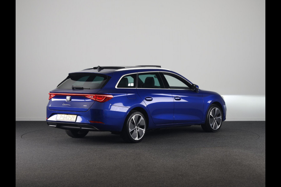 Seat Leon Sportstourer 1.4 TSI eHybrid PHEV FR Business Intense 204pk | Panoramadak | Elektrischverstelbare voorstoelen met geheugen | 18 inch Lichtmetalen velgen | Parkeercamera | Navigatie