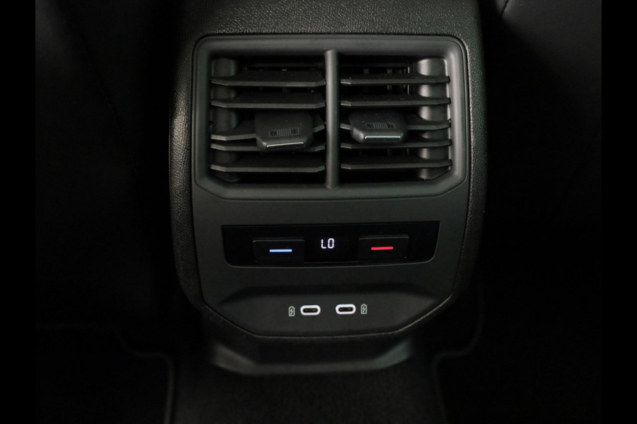 Seat Leon Sportstourer 1.4 TSI eHybrid PHEV FR Business Intense 204pk | Panoramadak | Elektrischverstelbare voorstoelen met geheugen | 18 inch Lichtmetalen velgen | Parkeercamera | Navigatie