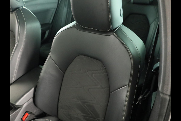 Seat Leon Sportstourer 1.4 TSI eHybrid PHEV FR Business Intense 204pk | Panoramadak | Elektrischverstelbare voorstoelen met geheugen | 18 inch Lichtmetalen velgen | Parkeercamera | Navigatie