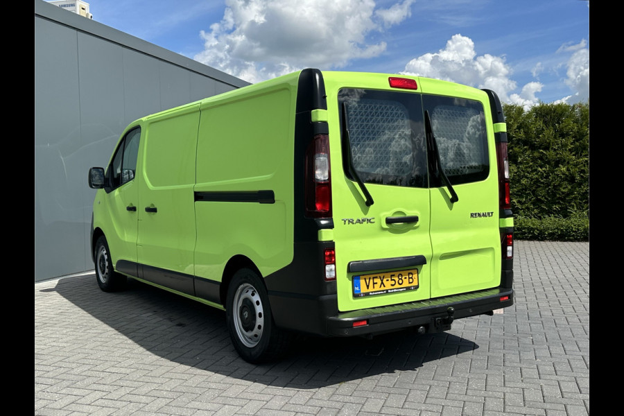 Renault Trafic 1.6 dCi / L2H1 / BOTT INRICHTING / 2x SCHUIFDEUR / TREKHAAK / 1e EIG. / NAVI / AIRCO / CRUISE