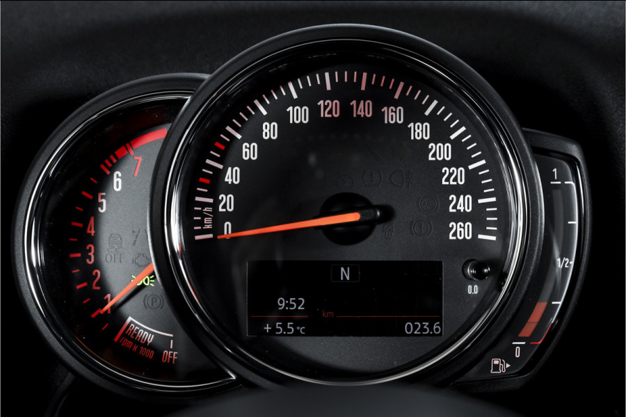 MINI Countryman 1.5 100 PK One Pepper | Cruise | Stoelverw. | PDC | NAV + Apple Carplay | ECC | LM 19" |
