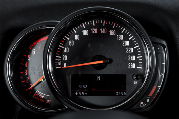 MINI Countryman 1.5 100 PK One Pepper | Cruise | Stoelverw. | PDC | NAV + Apple Carplay | ECC | LM 19" |