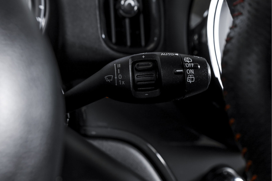 MINI Countryman 1.5 100 PK One Pepper | Cruise | Stoelverw. | PDC | NAV + Apple Carplay | ECC | LM 19" |