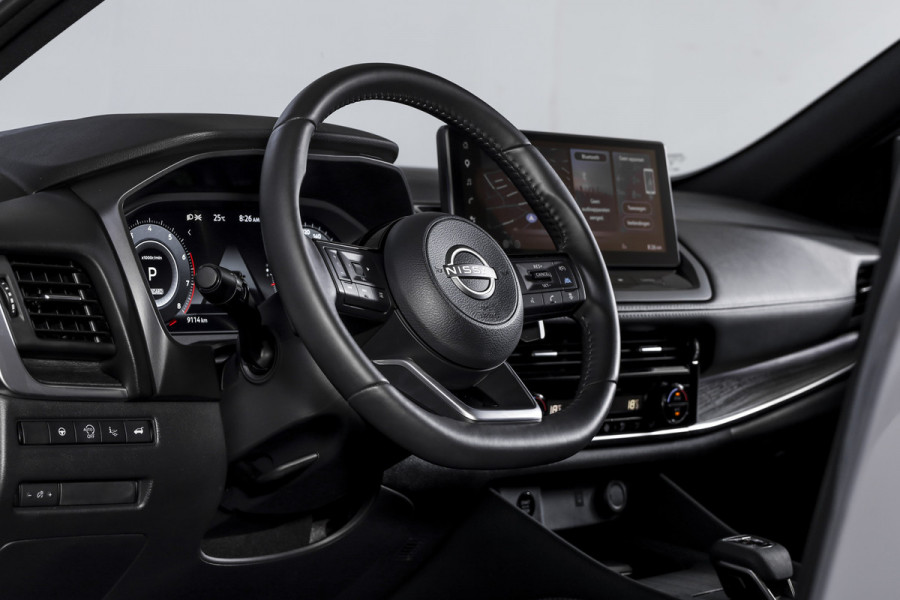 Nissan QASHQAI 1.3 MHEV Xtronic 158 PK Tekna | Pano | Memory | Matrix LED | Winterpakket | Dig. Cockpit | Adapt. Cruise | 360 Camera | NAV+App. Connect | ECC | Elek Klep | LM 19" | 3262