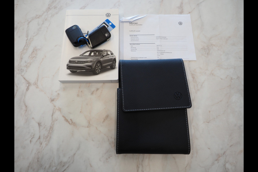 Volkswagen Tiguan 1.4 TSI eHybrid Elegance | Panoramadak | Trekhaak | Camera | Keyless | Adaptive Cruise | Virtual | Carplay