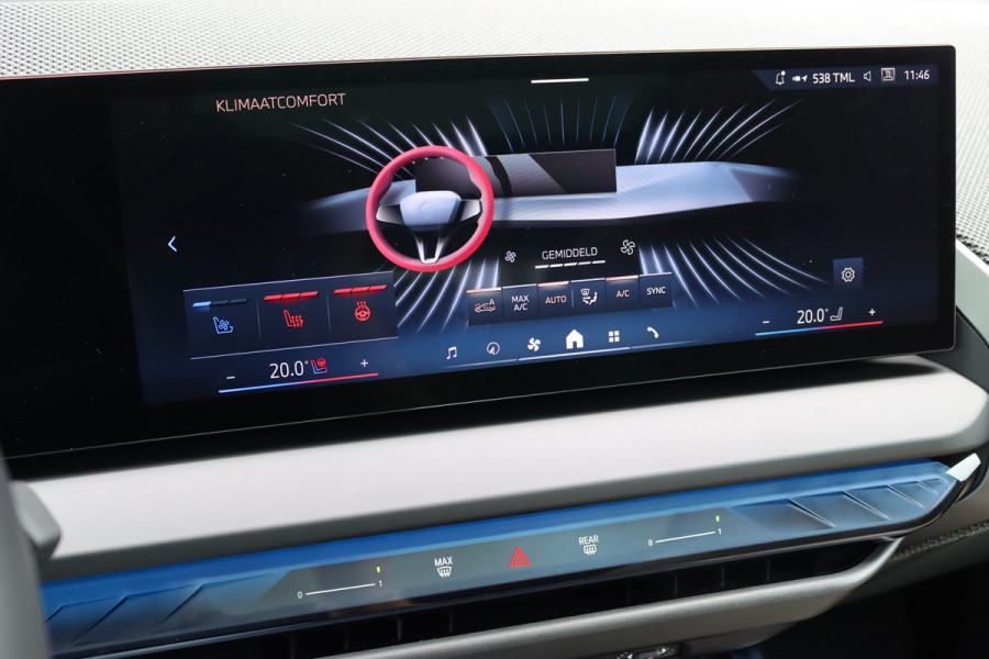 BMW X3 30e xDrive M-Sport Pro | Panoramadak | Memory | Stoelventilatie | Surround Camera | HUD | Verwarmd Stuurwiel | Harman/Kardon | Iconic Glow | Achterbank Verwarmd |