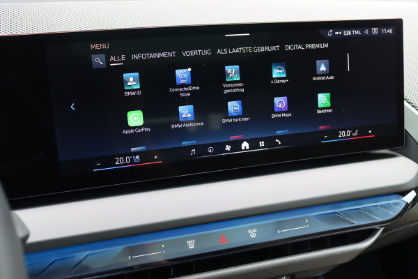 BMW X3 30e xDrive M-Sport Pro | Panoramadak | Memory | Stoelventilatie | Surround Camera | HUD | Verwarmd Stuurwiel | Harman/Kardon | Iconic Glow | Achterbank Verwarmd |