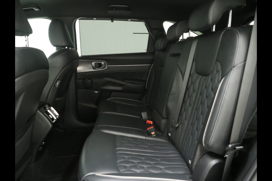 Kia Sorento 1.6 T-GDI Plug-in Hybrid 4WD ExecutiveLine 7p. | Leder | Trekhaak | Bose | HUD | Memory | Keyless | 360 | Adaptive Cruise | Carplay