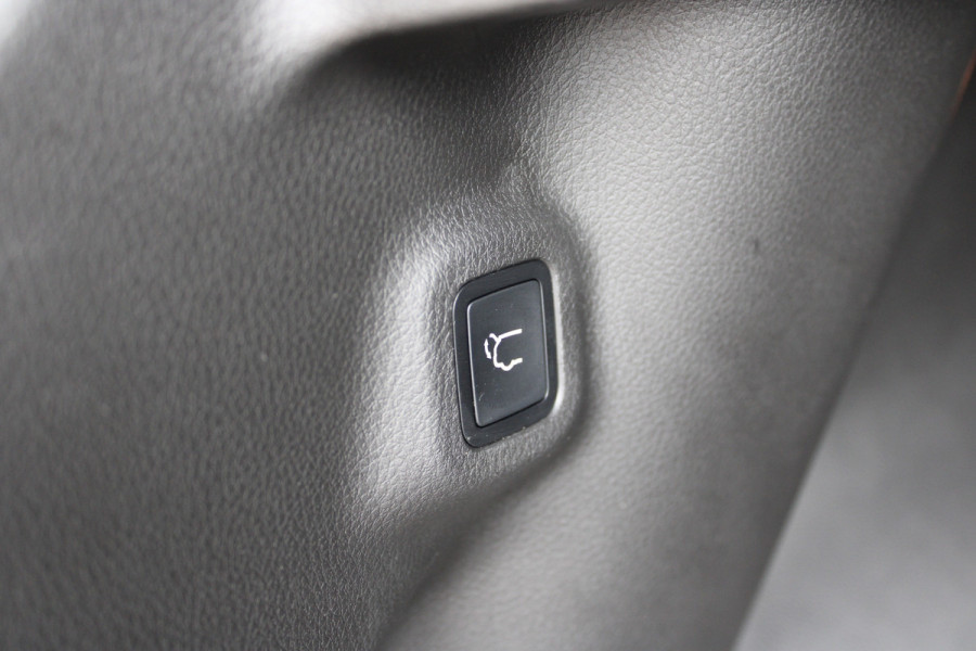 Jeep Compass 4xe 240 Plug-in Hybrid Electric Summit | Leder | Winterpack | Elektr. Achterklep | Stoelverwarming/ventilatie | Compleet